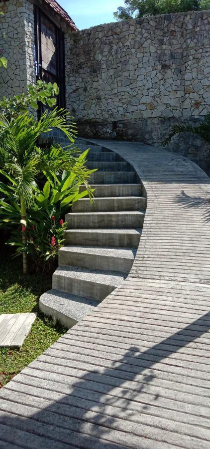 Sunmoonstarvillas Yogyakarta Jarakan Εξωτερικό φωτογραφία