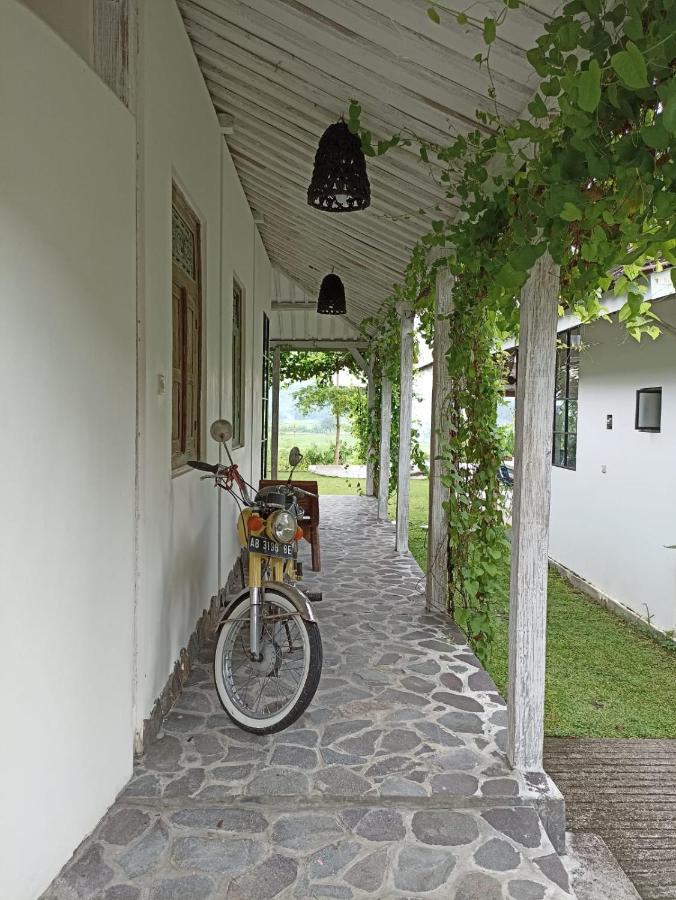 Sunmoonstarvillas Yogyakarta Jarakan Εξωτερικό φωτογραφία