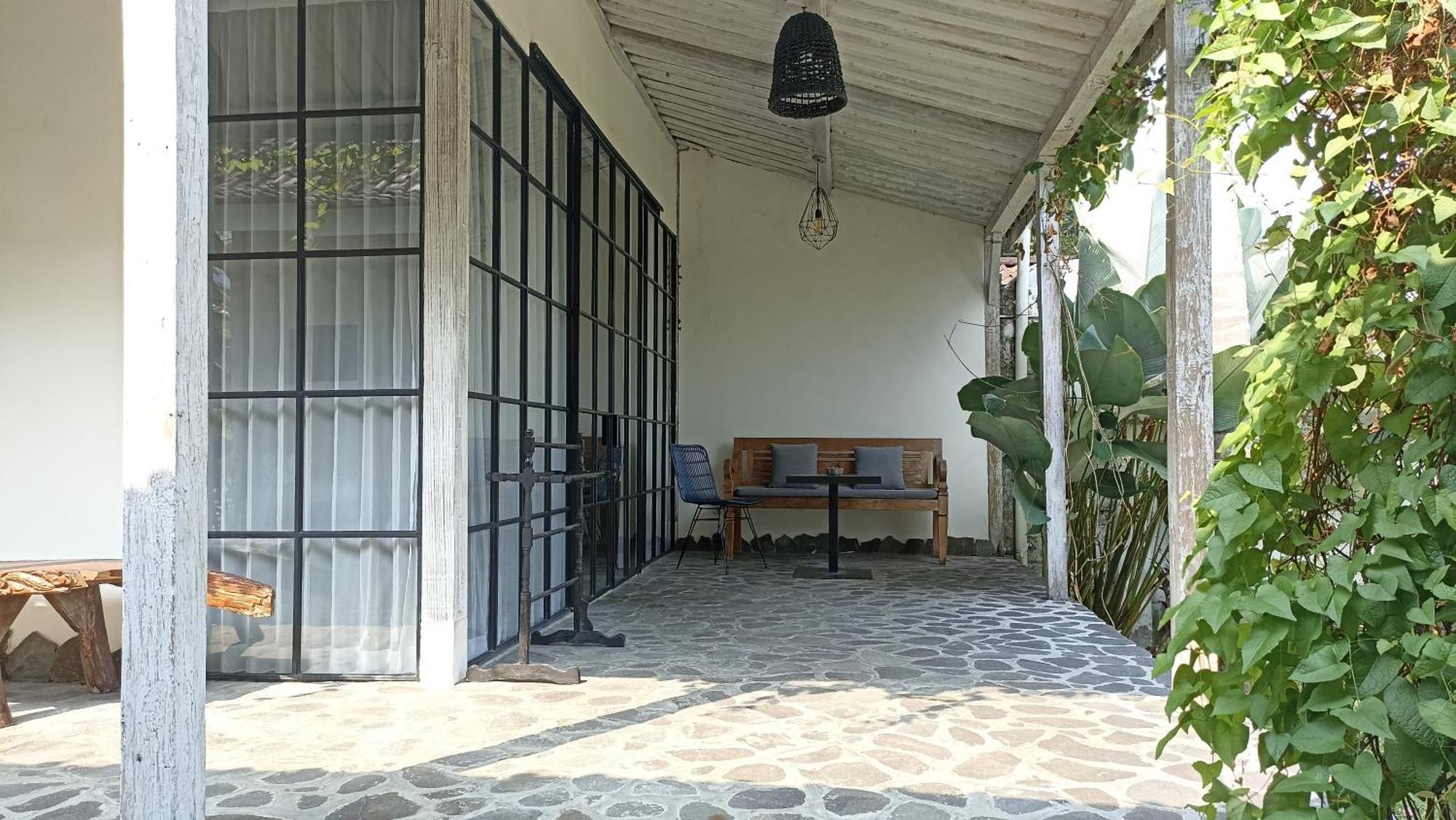 Sunmoonstarvillas Yogyakarta Jarakan Εξωτερικό φωτογραφία